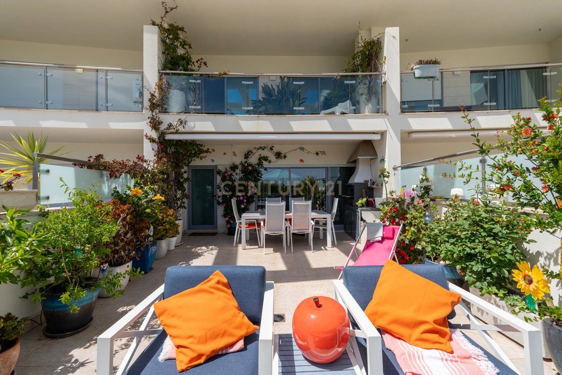 Villa in Olhos de Agua, Algarve, Portugal 1 - 16092635