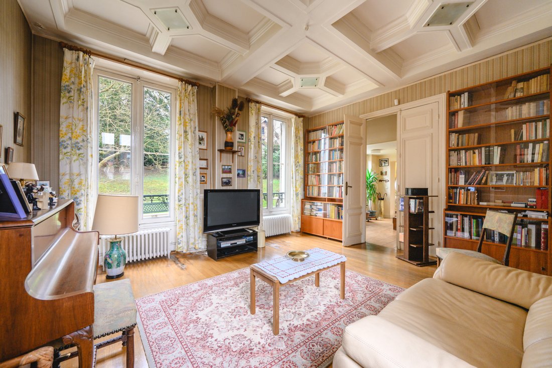 Estate in Forêt Domaniale, Meudon, France 2 - 16091553