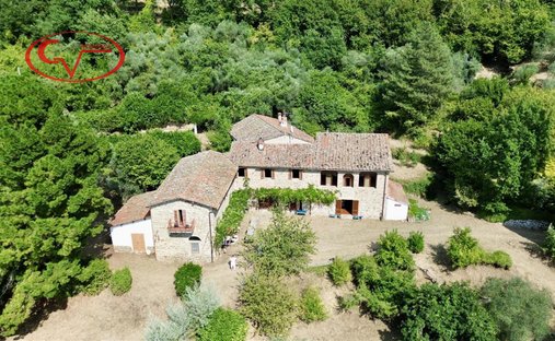Villa in Castelfranco Piandisco, Tuscany, Italy 1