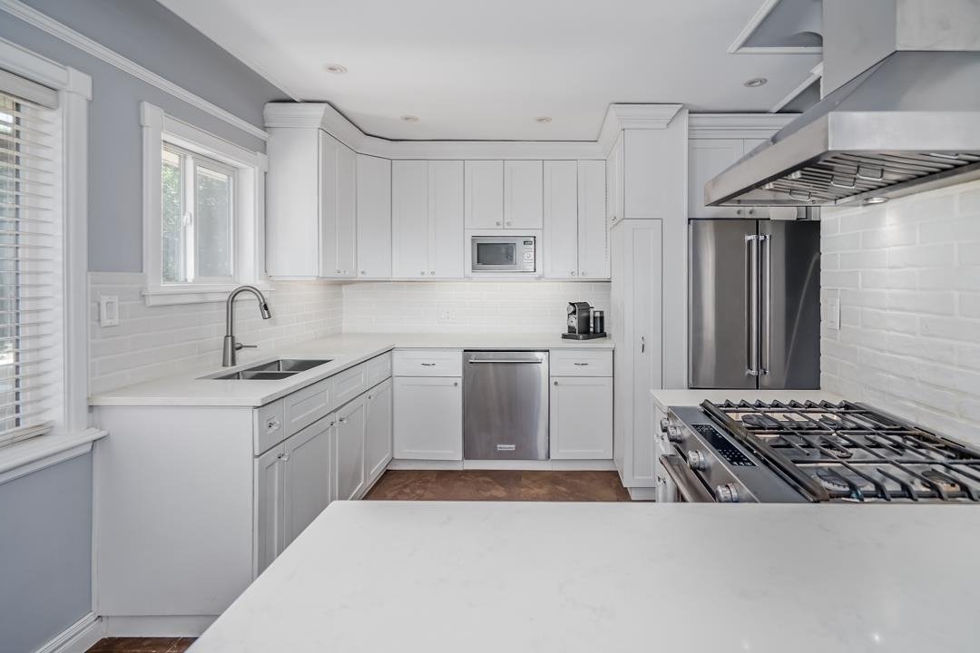 House in Burnaby, British Columbia, Canada 3 - 16092771