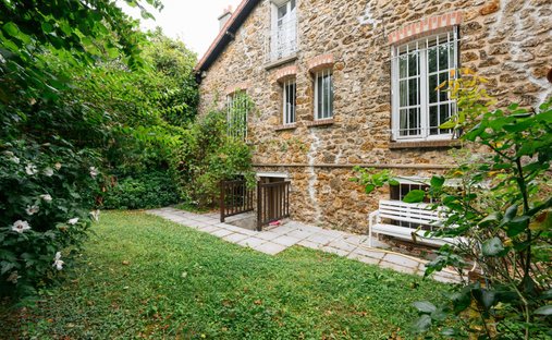 House in Forêt Domaniale, Meudon, France 1