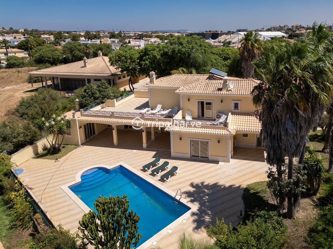 House in Olhos de Agua, Algarve, Portugal 2 - 16092113