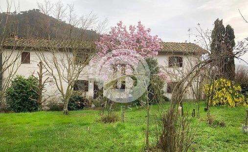 Villa in Historic Center, Lucca, Tuscany 1
