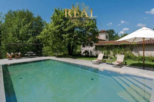 Villa in Rignano sull'Arno, Tuscany, Italy 2 - 16092321