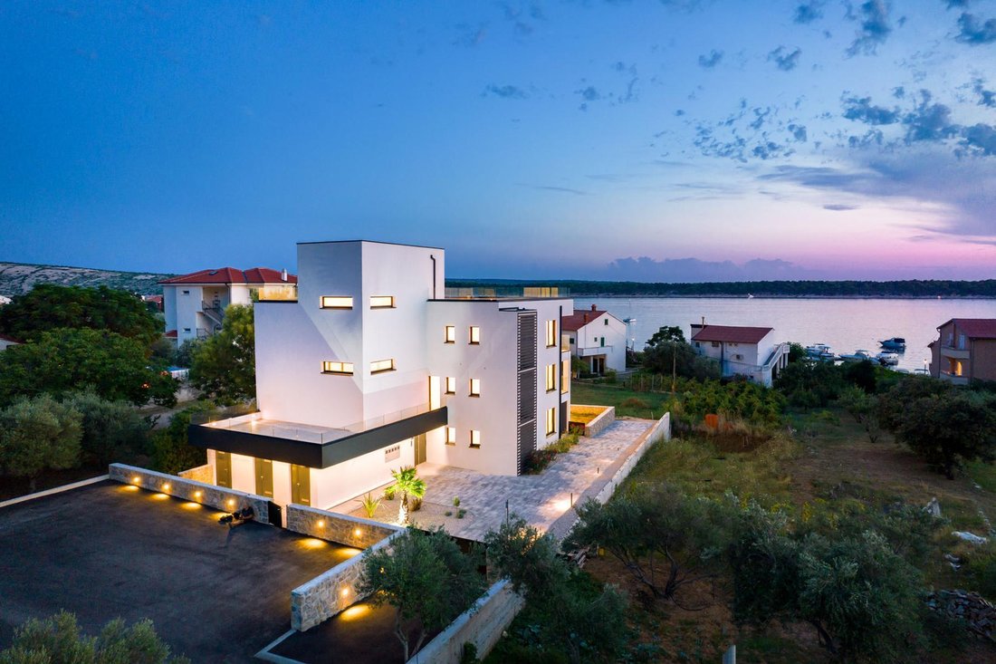 Apartment in Barbat, Primorje-Gorski Kotar County, Croatia 1 - 16092601
