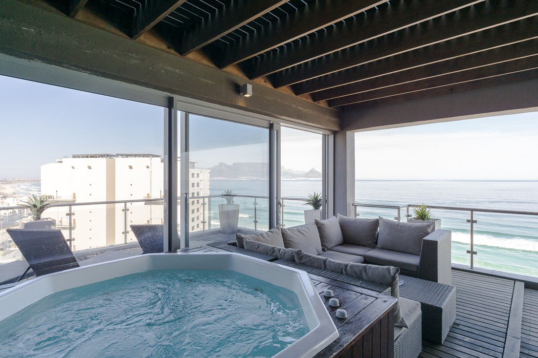 Appartement à Bothasig, Le Cap, Afrique du Sud 1 - 16092973