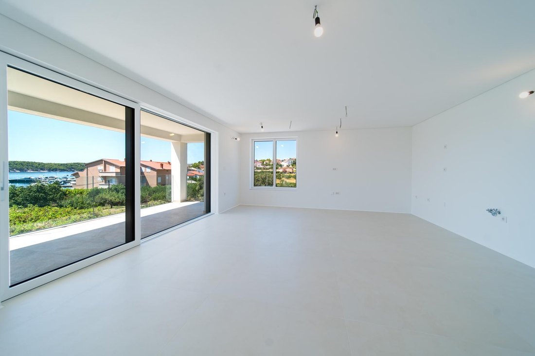 Apartment in Barbat, Primorje-Gorski Kotar County, Croatia 4 - 16092597