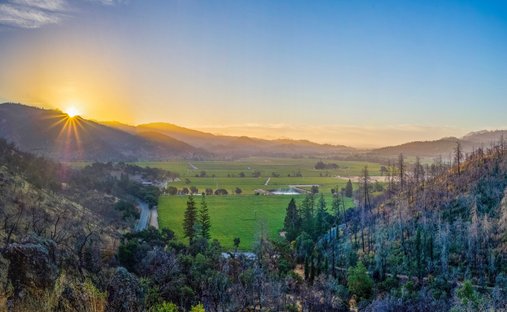 Land in Calistoga, California, United States 1