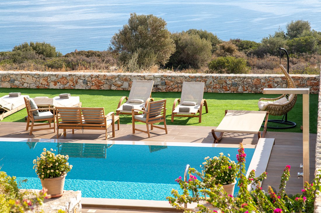 Villa in Community of Agios Nikolaos, Agios Nikolaos, Greece 2 - 15903168