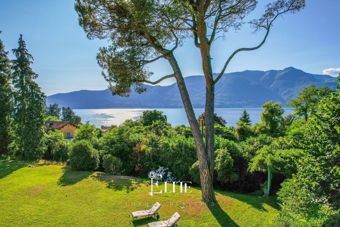 Villa in Bedero, Lombardy, Italy 4 - 16091143