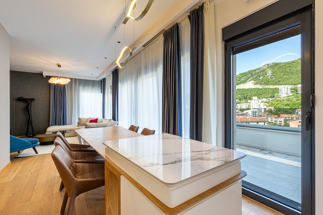 Penthouse in Bečići, Budva Municipality, Montenegro 4 - 16093689