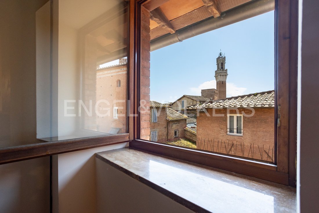 Apartment in Historic Center, Siena, Tuscany 4 - 16094301