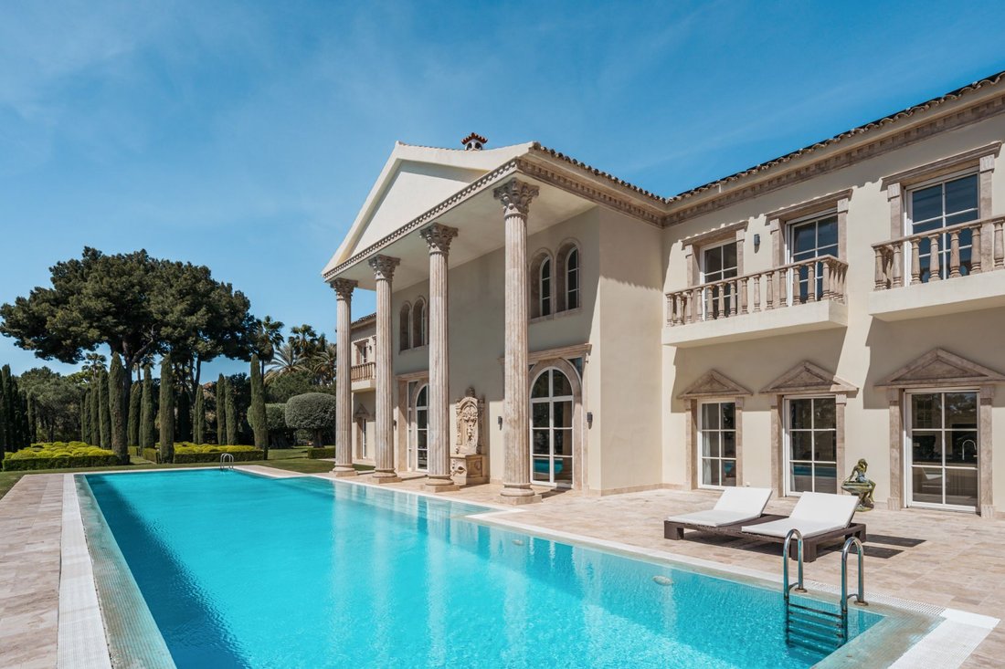 Villa in Marbella, Andalusia, Spain 1 - 16094407