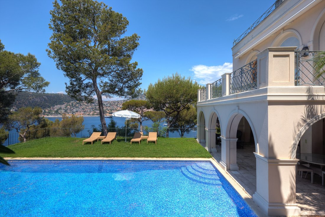 House in Saint-Jean-Cap-Ferrat, Provence-Alpes-Côte d'Azur, France 3 - 16095653