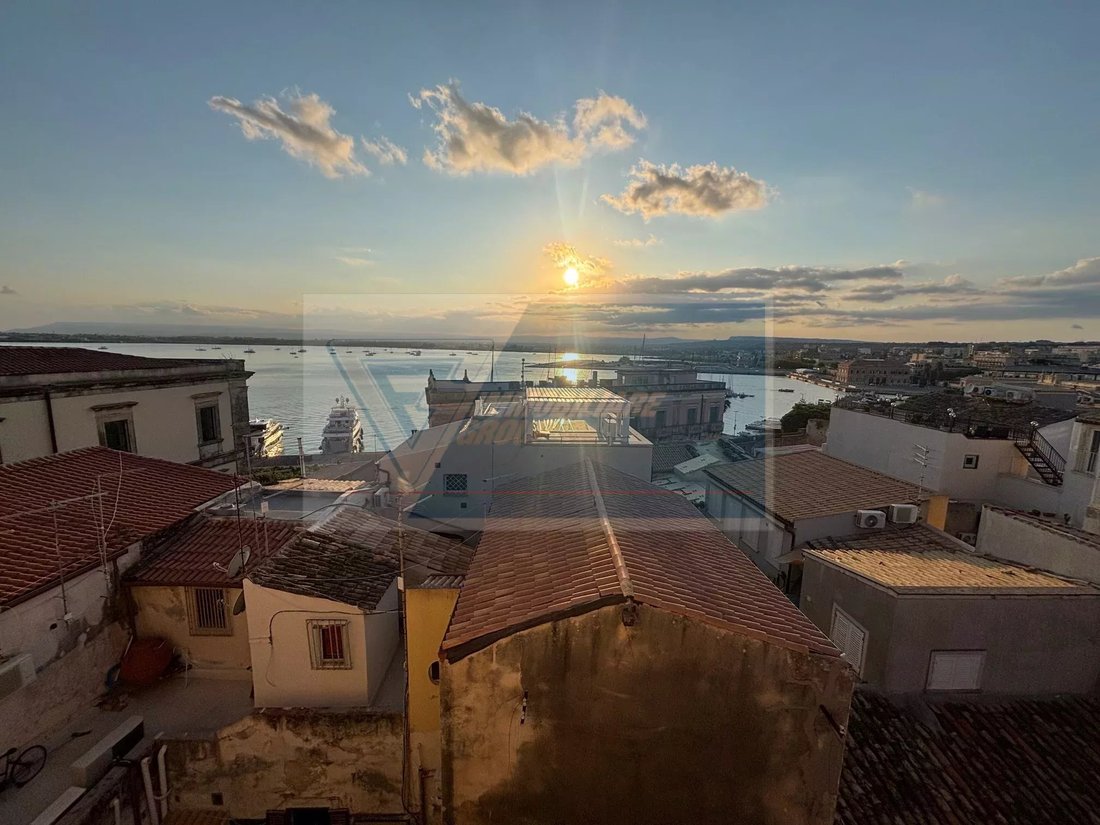 Ortigia Penthouse In A Historic Building In Syracuse, Sicily, Italy For ...