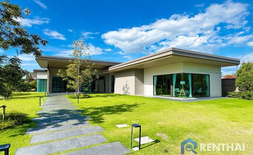 Villa in Pattaya City, Chon Buri, Thailand 1