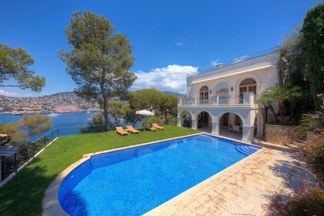 House in Saint-Jean-Cap-Ferrat, Provence-Alpes-Côte d'Azur, France 1 - 16095653