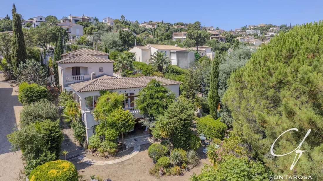 House in Les Issambres, Roquebrune-sur-Argens, France 5 - 15719126