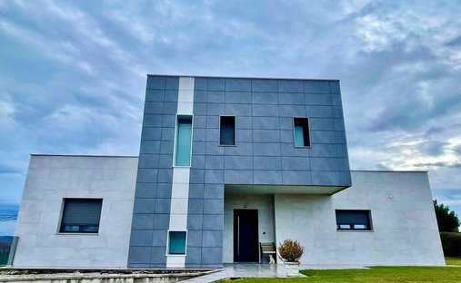 Chalet in Santander, Kantabrien, Spanien 1