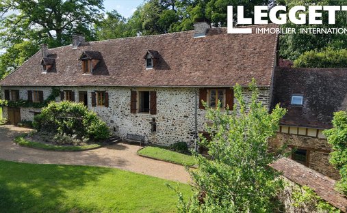 House in Salon-la-Tour, Nouvelle-Aquitaine, France 1