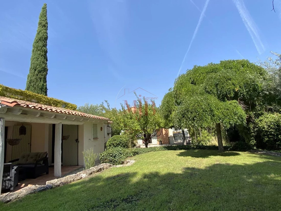 Villa in Noyau Villageois-Zone Urbaine, Velaux, France 5 - 16084797