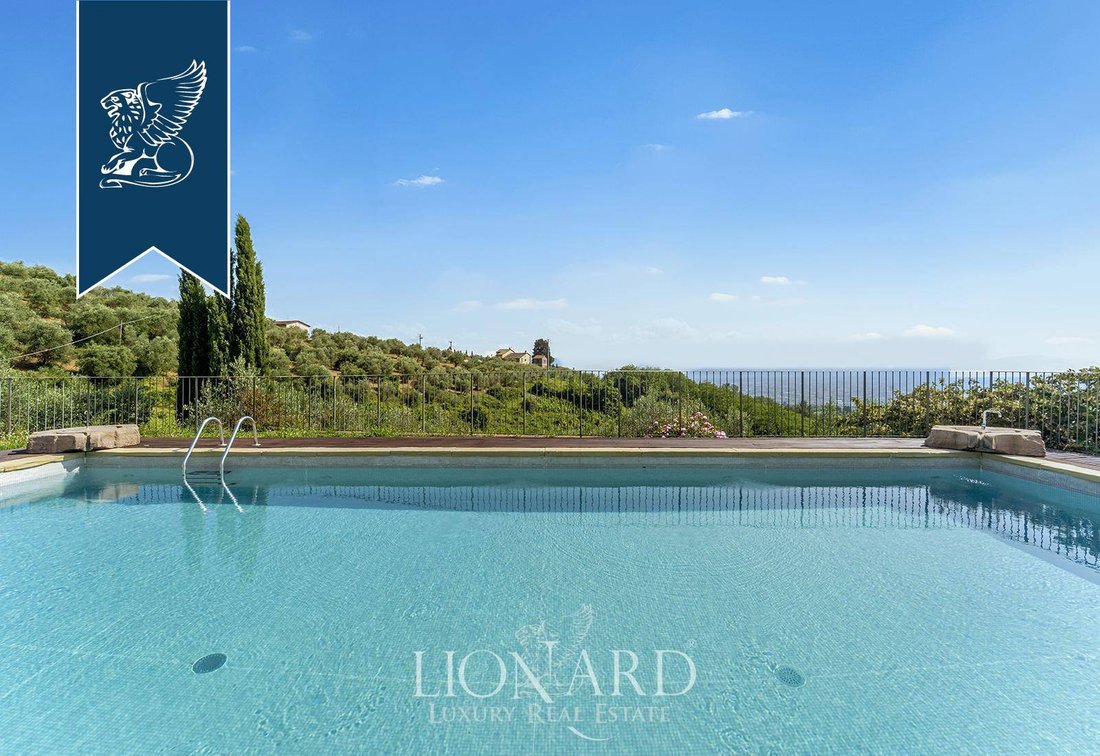 Villa in Capannori, Tuscany, Italy 4 - 16095959