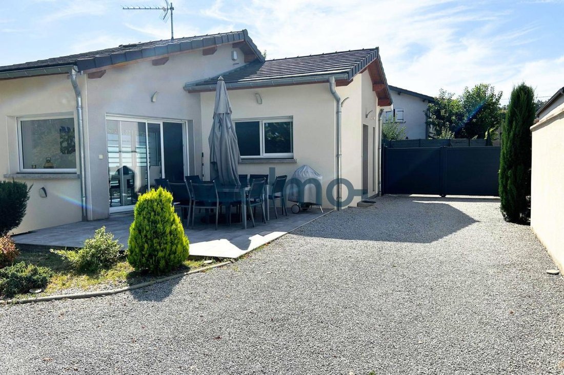 House in Francheville le Haut-Bruissin, Francheville, France 2 - 16095826