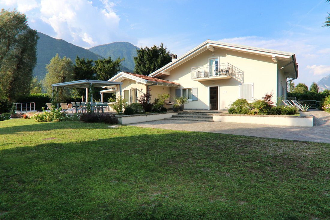 Villa in Bagolino, Lombardy, Italy 1 - 16097925