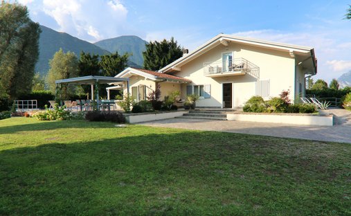 Villa in Bagolino, Lombardei, Italien 1