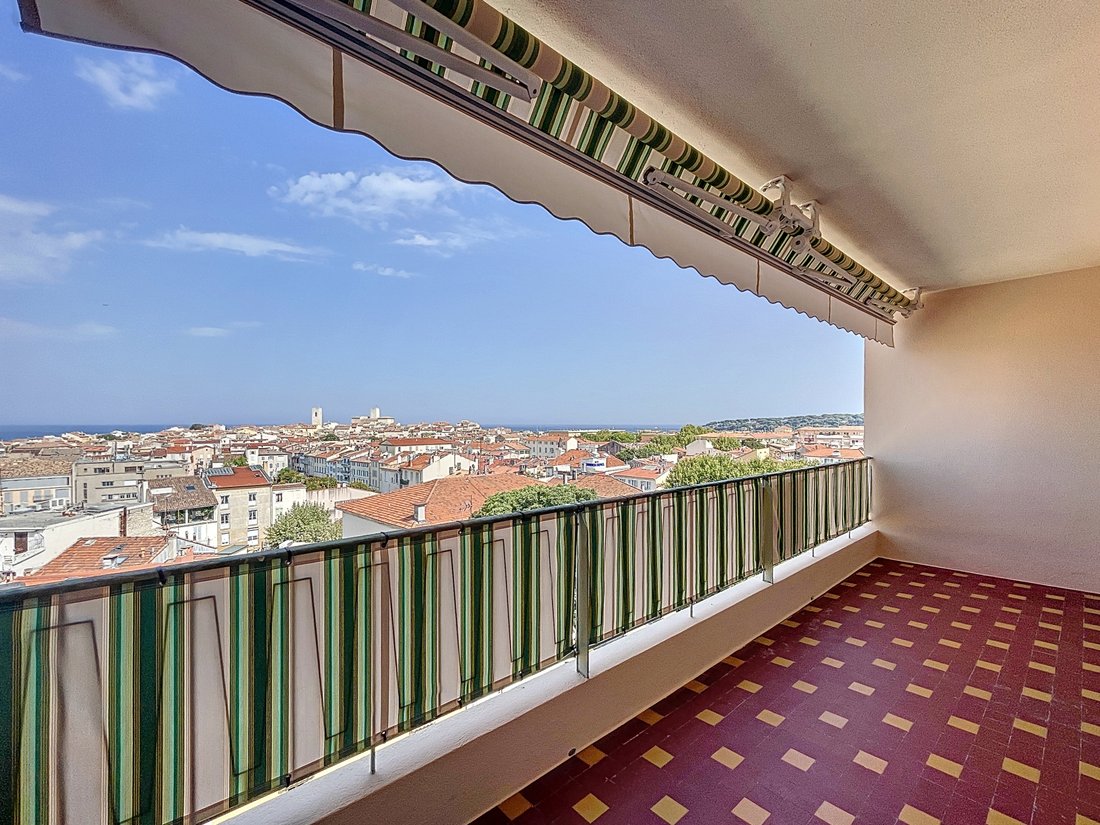 Apartment in Place de Gaulle, Antibes, France 2 - 16039534