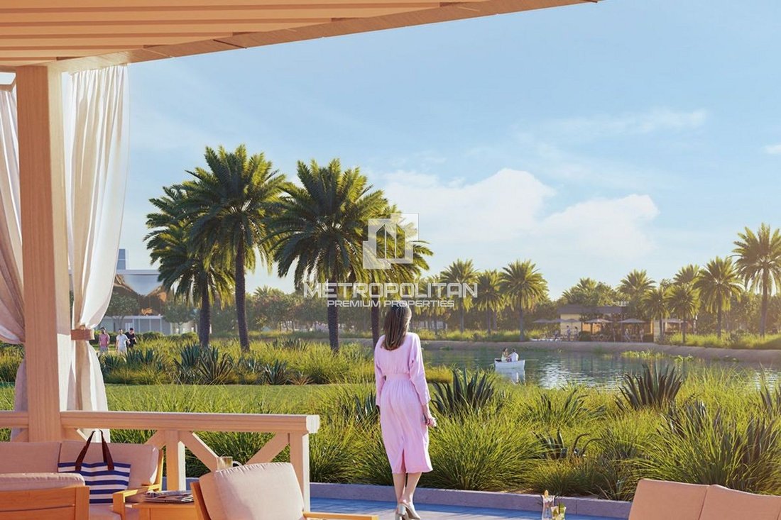 Townhouse in Damac Hills 2, Dubai, United Arab Emirates 2 - 16097219