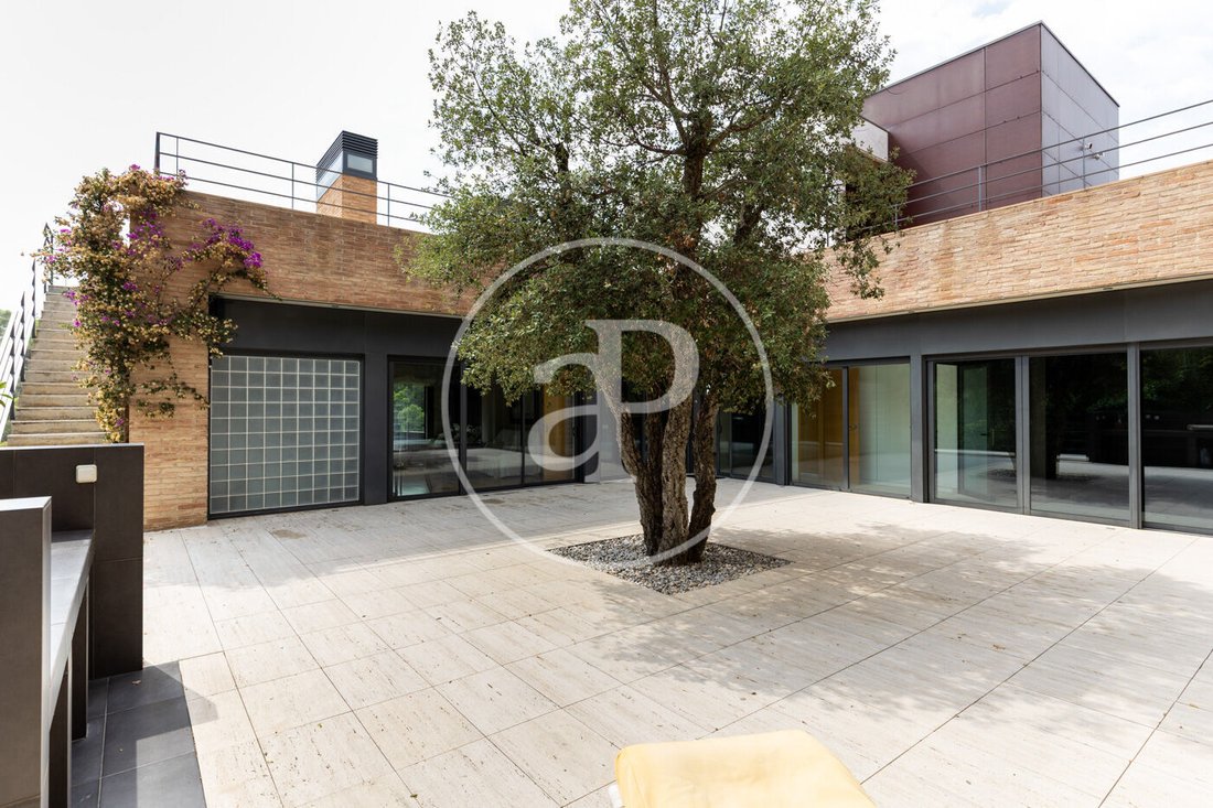 Villa in Sant Cugat del Valles, Catalonia, Spain 2 - 16097118