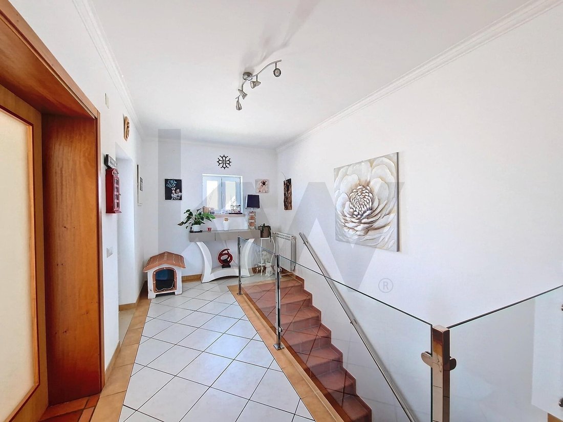 Townhouse in Santa Maria, Sao Pedro e Sobral da Lagoa, Leiria District, Portugal 2 - 16096772