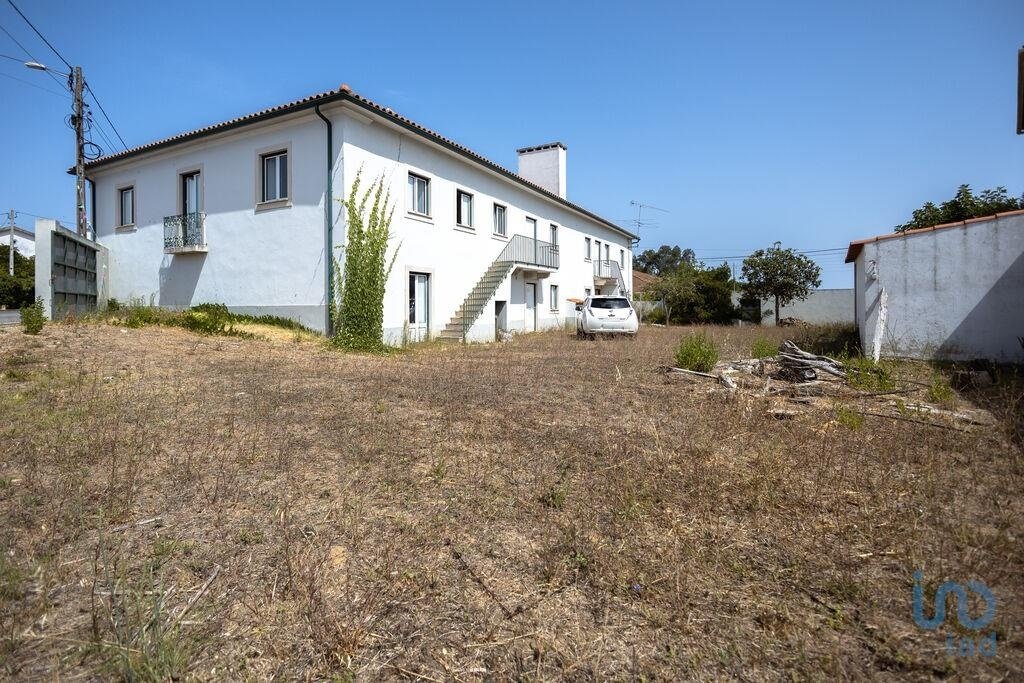 Townhouse in Parceiros e Azoia, Leiria District, Portugal 1 - 16097909