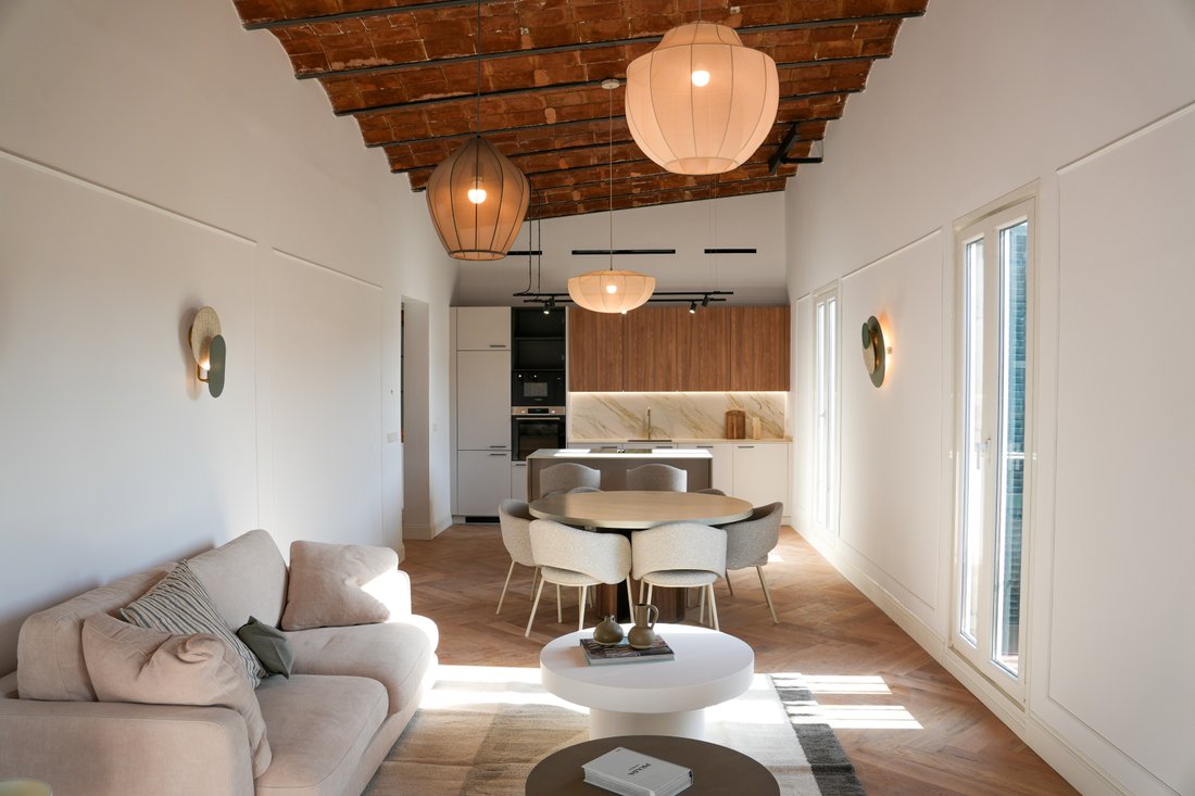 Apartment in Eixample, Barcelona, Spain 2 - 16097973