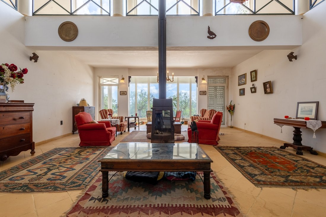 Farm Ranch in Alcabideche, Lisbon, Portugal 4 - 16098642
