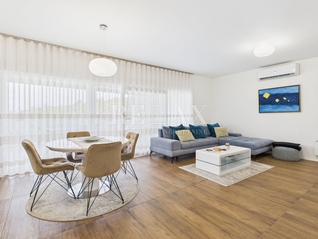 Apartment in Grad Crikvenica, Primorje-Gorski Kotar County, Croatia 1 - 16098041