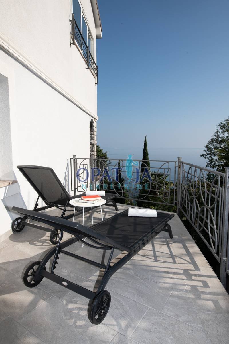 Apartment in Grad Opatija, Primorje-Gorski Kotar County, Croatia 4 - 15143124