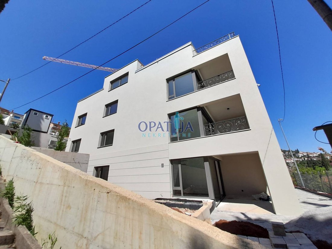 Apartment in Grad Opatija, Primorje-Gorski Kotar County, Croatia 1 - 15143115