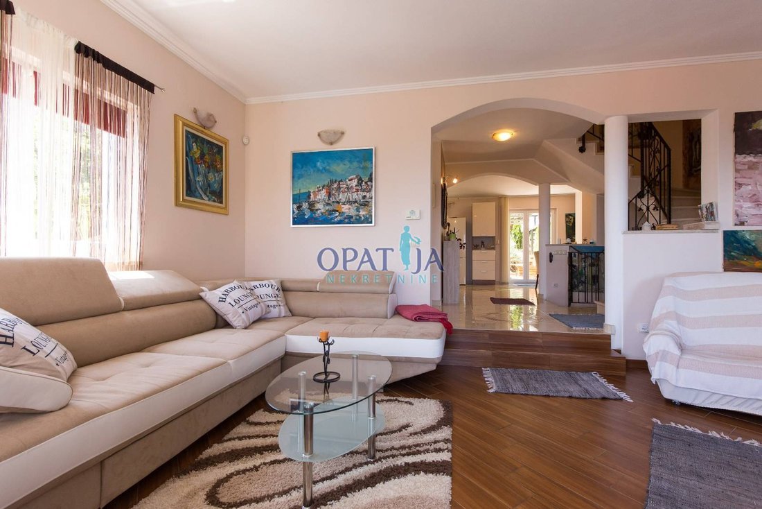 Apartment in Grad Opatija, Primorje-Gorski Kotar County, Croatia 3 - 15143355