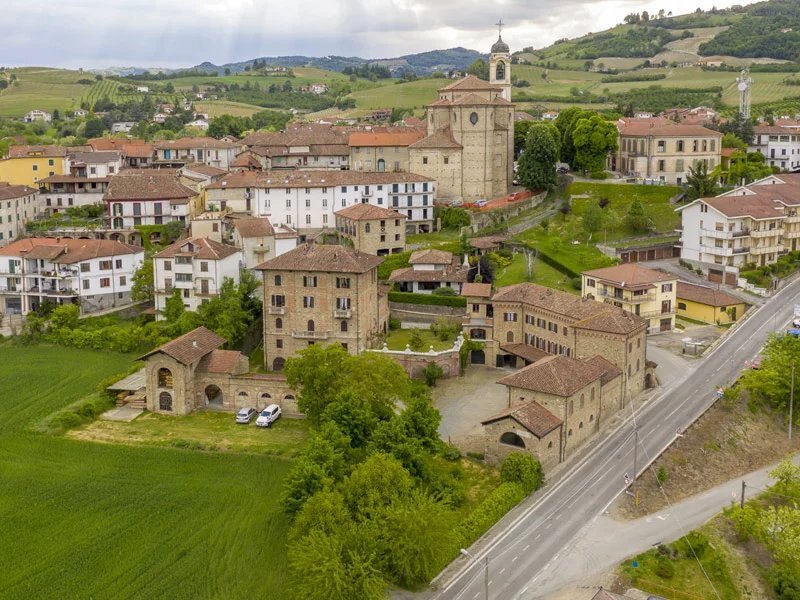 Estate in Bubbio, Piedmont, Italy 4 - 16099661