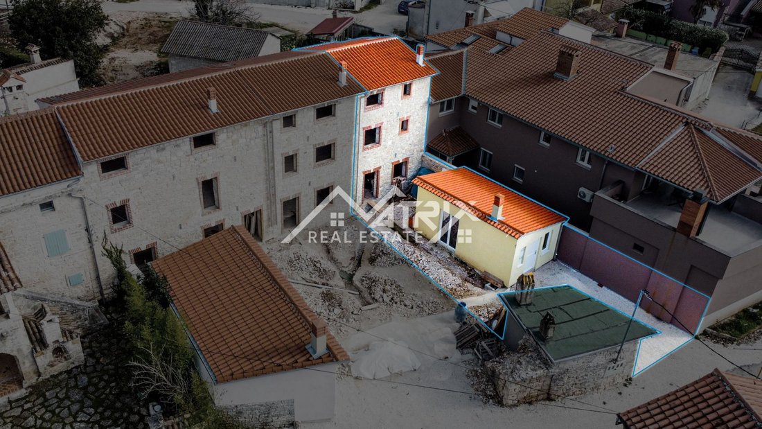 House in Svetvincenat, Istria County, Croatia 2 - 16098160