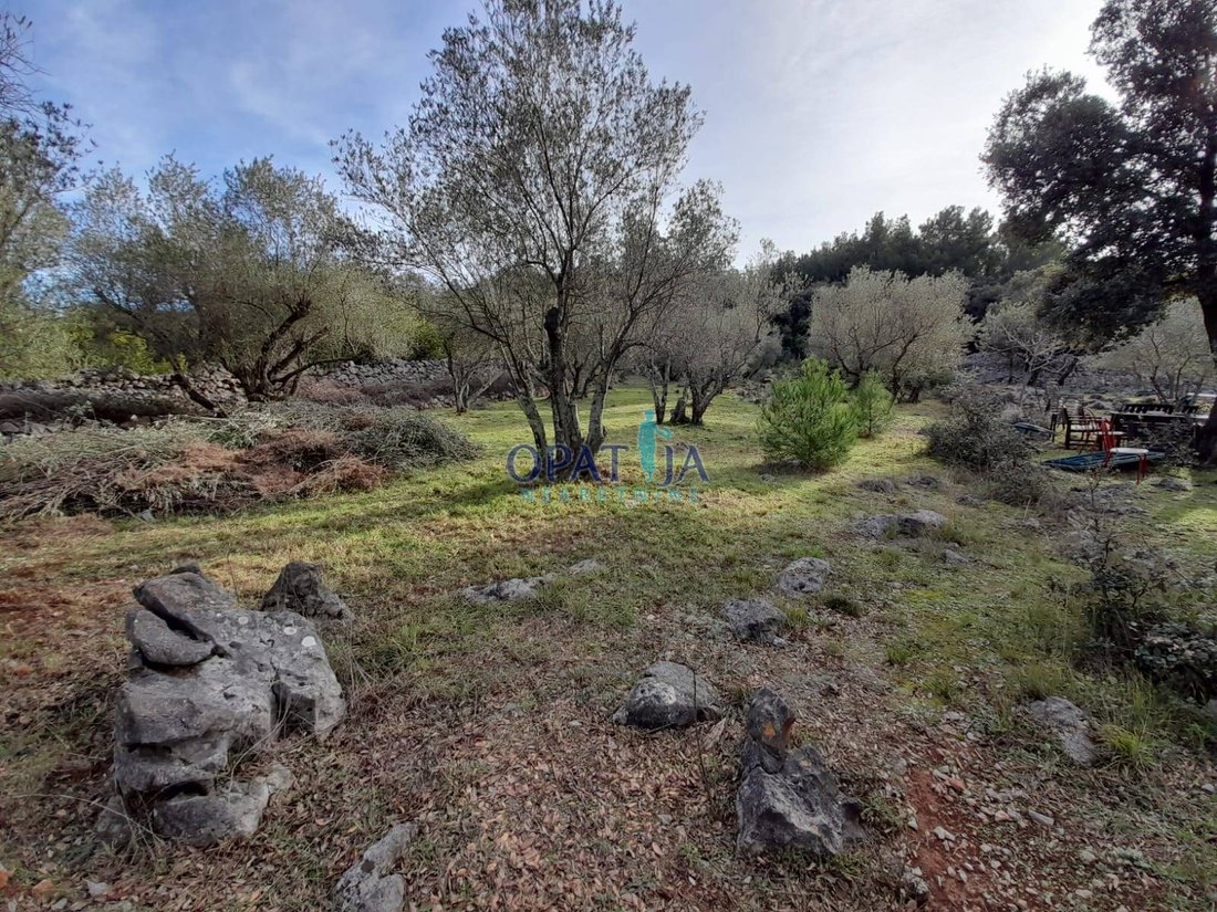 Land in Krk, Primorje-Gorski Kotar County, Croatia 1 - 15146619