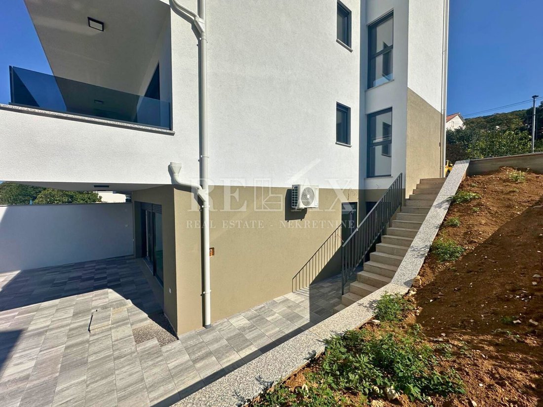 Apartment in Grad Crikvenica, Primorje-Gorski Kotar County, Croatia 4 - 16098110