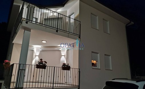 House in Opcina Matulji, Primorje-Gorski Kotar County, Croatia 1
