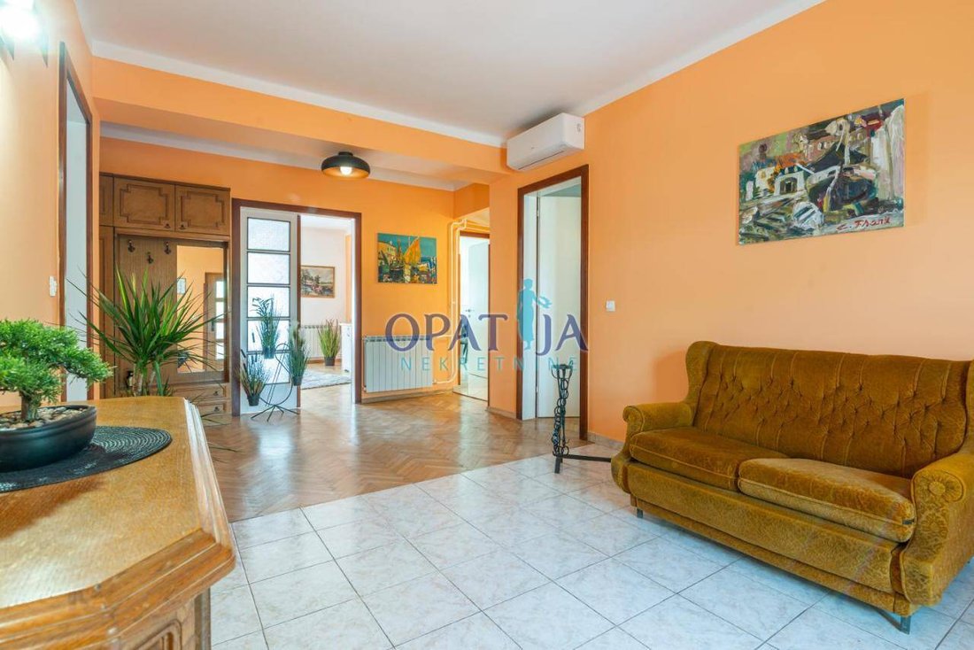 Apartment in Grad Opatija, Primorje-Gorski Kotar County, Croatia 1 - 15142931