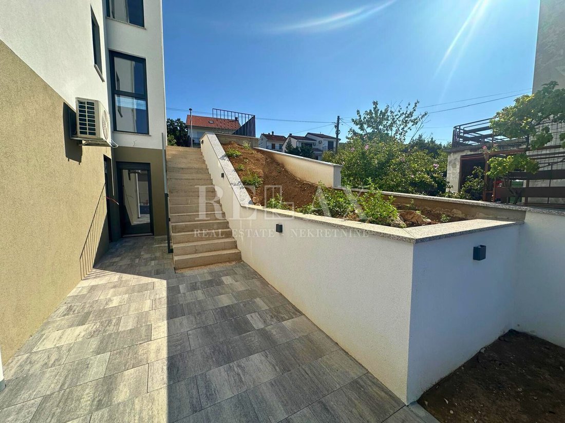 Apartment in Grad Crikvenica, Primorje-Gorski Kotar County, Croatia 5 - 16098110