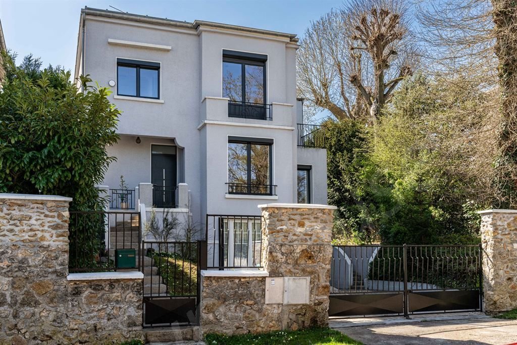 House in Chateau de Vaucresson, Vaucresson, France 1 - 16099239