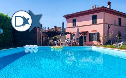 Villa in Capannori, Tuscany, Italy 1