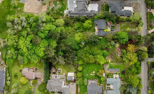 Land in Lake Oswego, Oregon, United States 1